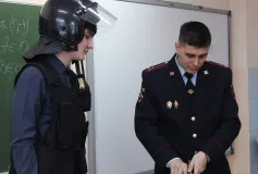 Выксунские полицейские рассказали «Студенческому десанту» о своей работе