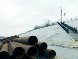 На набережной в р.п. Шиморское начались работы по строительству пассажирского причала