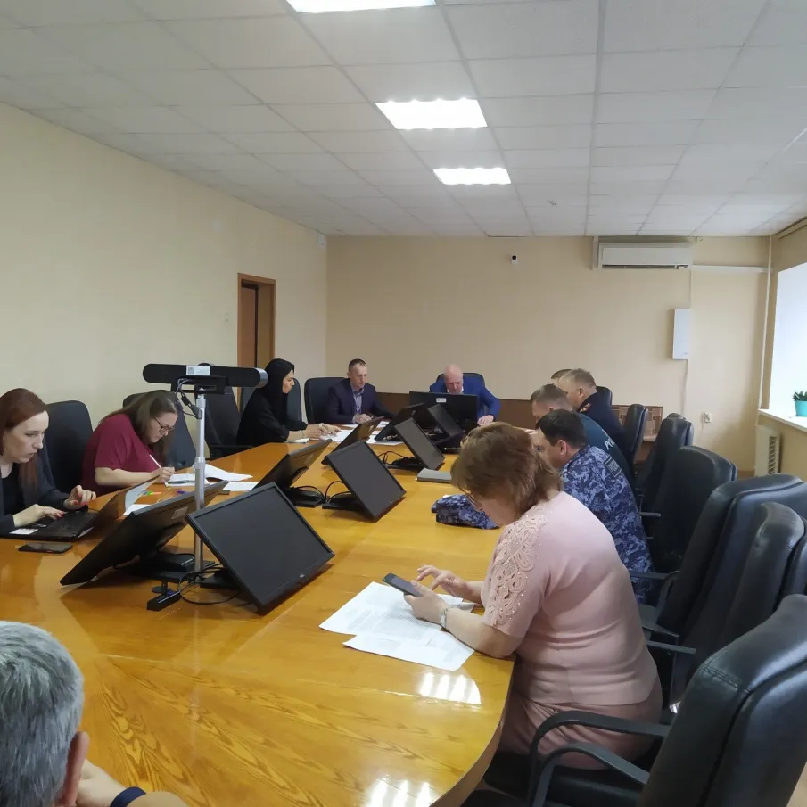 25 апреля 2023 года в администрации городского округа город Выкса состоялось очередное заседание антитеррористической комиссии.