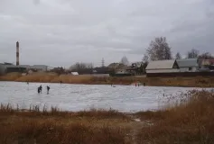 ВНИМАНИЕ! Неокрепший лед - опасен! Выход на лед запрещен!
