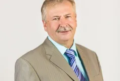 Александр Николаевич Иванов, старший мастер участка отгрузки готовой продукции Трубоэлектросварочного цеха №5 Дивизиона нефтегазопроводных труб АО «ВМЗ».'