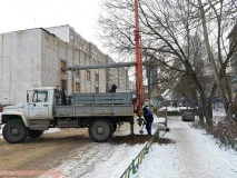 В микрорайоне Центральном устанавливают фонари