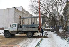 В микрорайоне Центральном устанавливают фонари