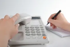 Вопросы по оказанию помощи лицам старше 60 лет можно задать по телефонам горячих линий