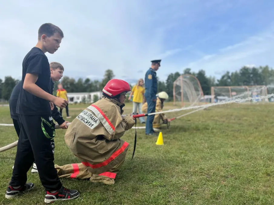 В рамках проведения летней оздоровительной кампании 2025 года в загородных детских оздоровительных лагерях городского округа город Выкса  проведена работа по повышению культуры безопасности жизнедеятельности среди детей и работников учреждений отдыха детей